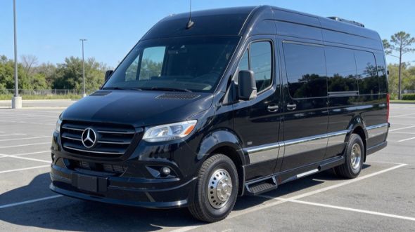 cleveland 8 passenger sprinter van