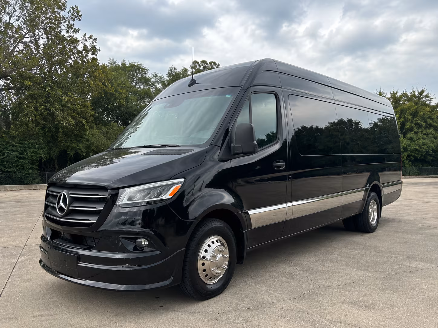 cleveland employee shuttle van service