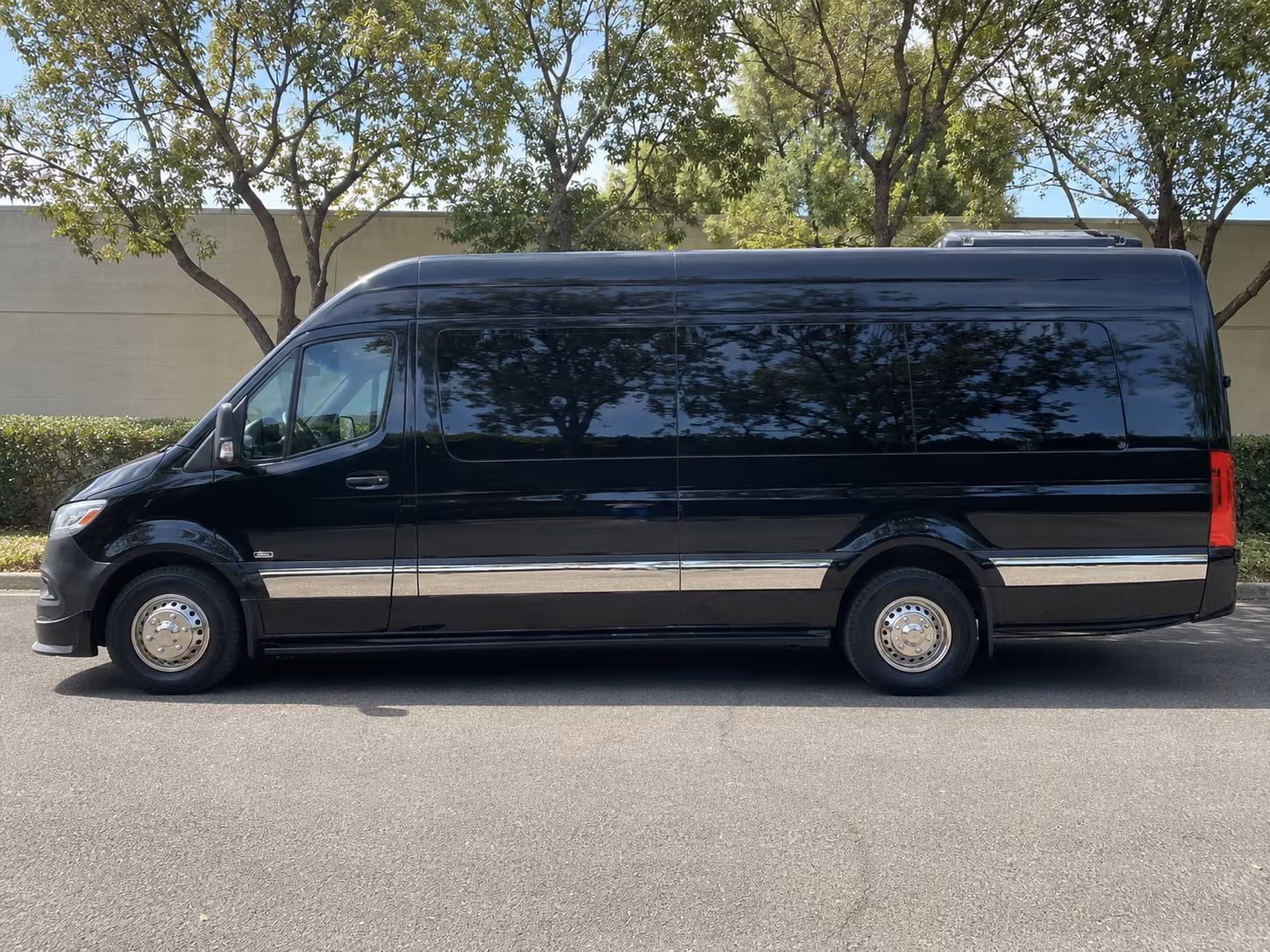 find the perfect transportation for your next prom 5